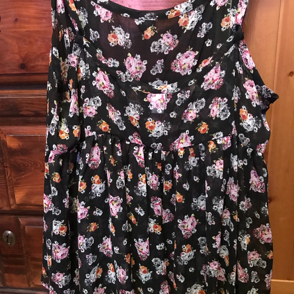 Torrid top - Picture 4 of 4